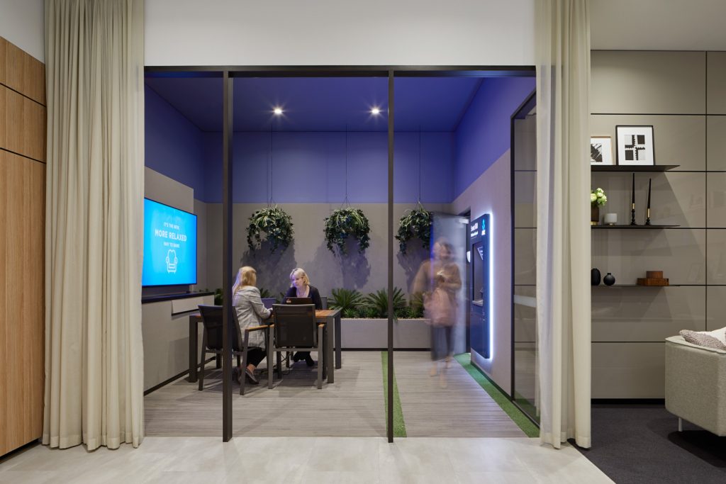 The ISM Interiors team built and installed the latest retail concept store for ANZ bank at Chadstone shopping centre.